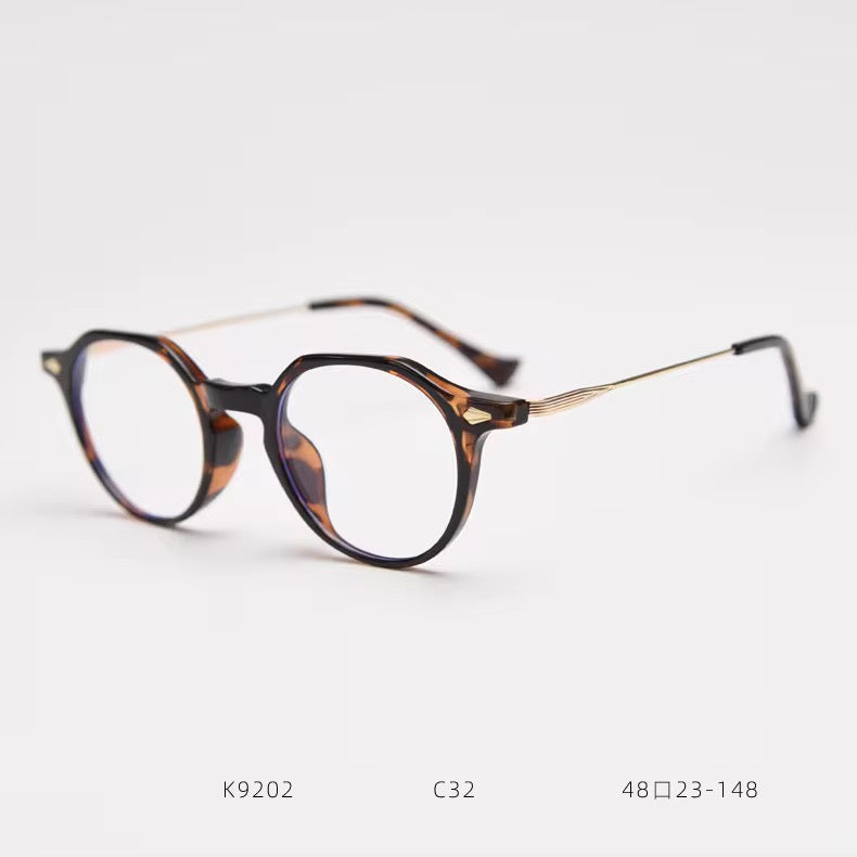Eyewear Lou